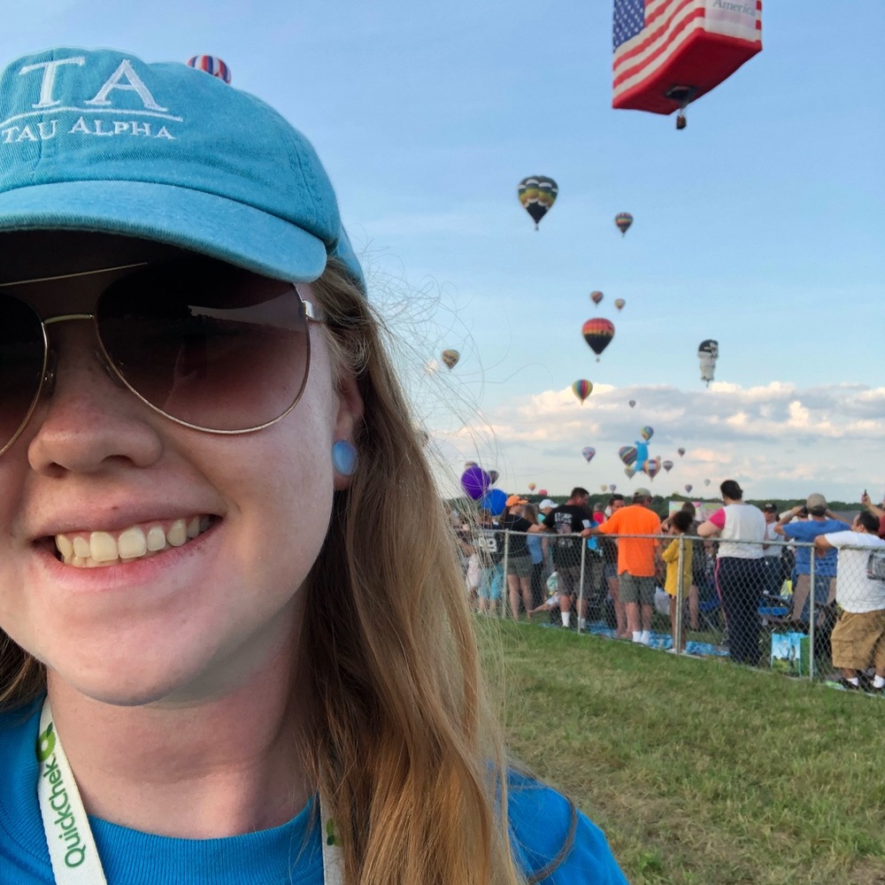 Meet your Posher, Kaitlin
